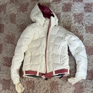 Helly Hansen Women's White Ski Jacket with pink Accents
